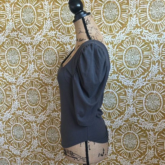NWOT Free People Night Lily Puff Sleeve Ribbed Knit Top in Charcoal size L - Picture 8 of 11